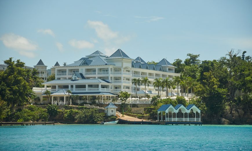 Cayo Levantado Resort abre sus puertas